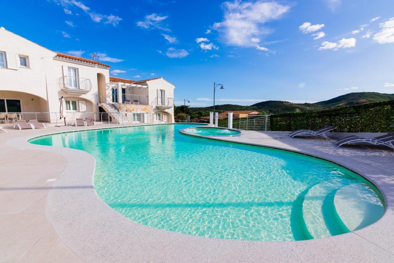 Residence Sardegnasummer Li Mori Budoni Exterior foto